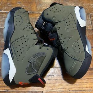 Kids Jordan 6 Travis Scott